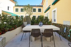 Appartement Luxurious triplex near the beach In Estoril Rua do Hangar n 42 Fracao N 2765-416 Estoril -1