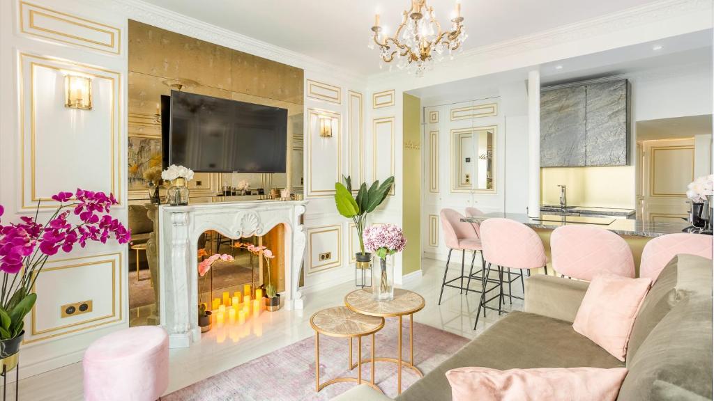 Appartement Luxury 2 bedroom Apartment - Eiffel Tower 77 Avenue de la Bourdonnais 75007 Paris