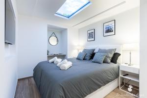 Luxury 3 Bdr Garden & Parking - Angels' Garden