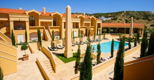 Luxury 3-bedroom apartment at high-end Praia da Luz