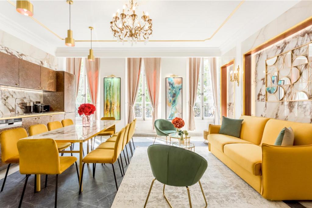 Appartement Luxury 4 bedrooms 4 bathrooms apartment in Le Marais 10 Rue Saint-Antoine 75004 Paris