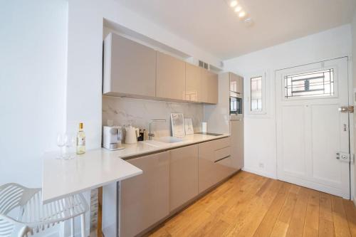 Luxury Apartment - 150m to Palais des Festivals ( Cannes )