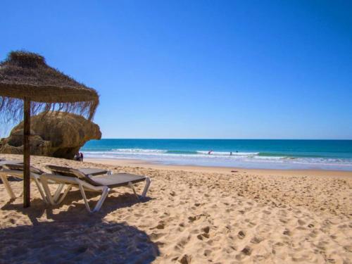 Luxury Apartment, 3 min Walk to the Beach, Albufeira
