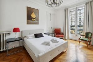Appartement Luxury apartment Champs Elysées - 7 people by Weekome 4 Avenue des Ternes 75017 Paris Île-de-France