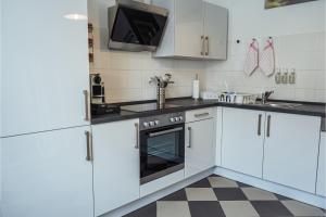 Appartement LUXURY-Apartment - city center : 8 guests : Netflix Karcherstraße 22 66111 Sarrebruck Sarre