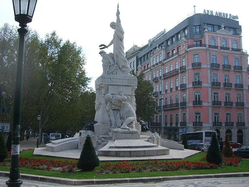 Luxury Apartment in City Centre - Avenida da Liberdade Calçada do Moinho de Vento, nº 44, 1º Direito, 1150-236 Lisbonne