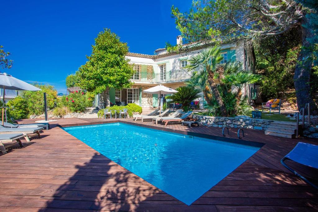 Luxury apartment in Kuhlungsborn with huge terrace and garden 18225 Kühlungsborn