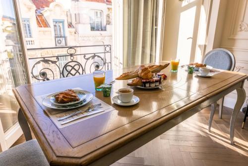 Luxury Apartment in - Negresco Residence -