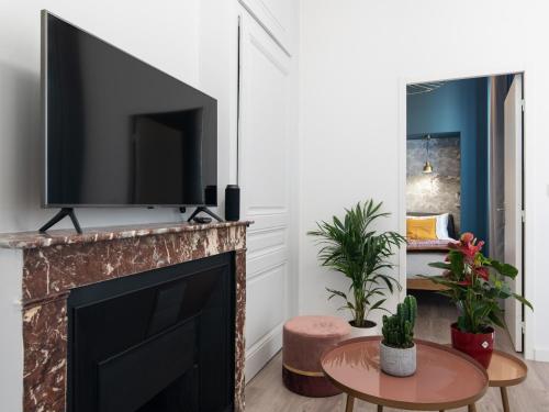 Luxury Apartment \