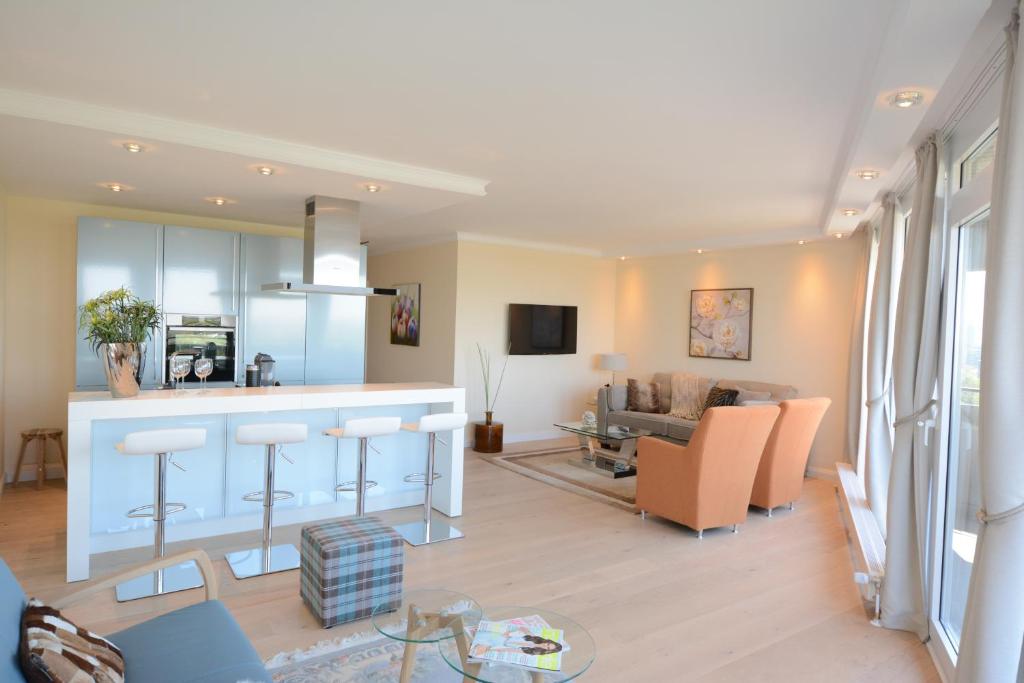 Luxury apartment near trade fair Kaiserswertherstr. 115, 40474 Düsseldorf