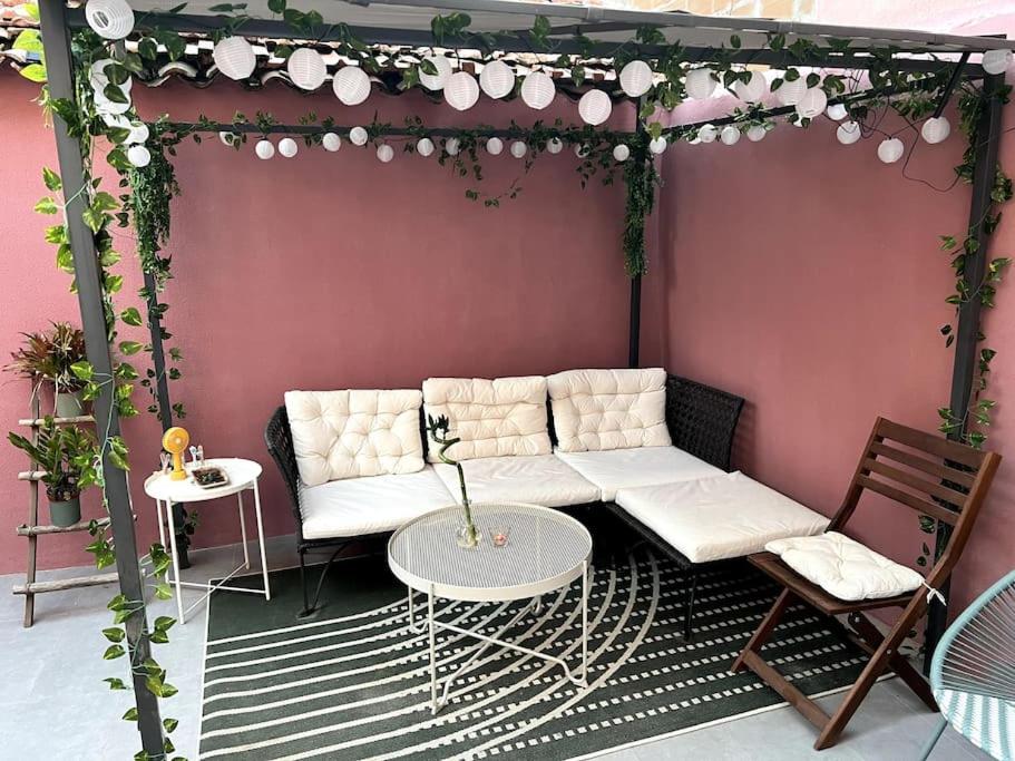 Luxury Artistic Digital Nomad Getaway w/ Terrace 111 Calçada do Galvão, 1400-077 Lisbonne