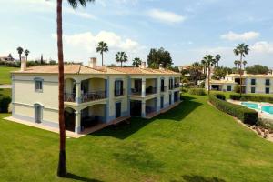 Luxury Condo at Pestana Gramacho Golf Resort Carvoeiro with pool and tennis court