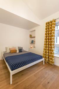 Luxury duplex townhouse with garden/top location