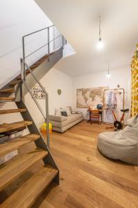 Luxury duplex townhouse with garden/top location
