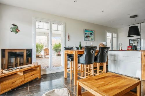 Luxury flat with terrace and pool in La Teste - Welkeys