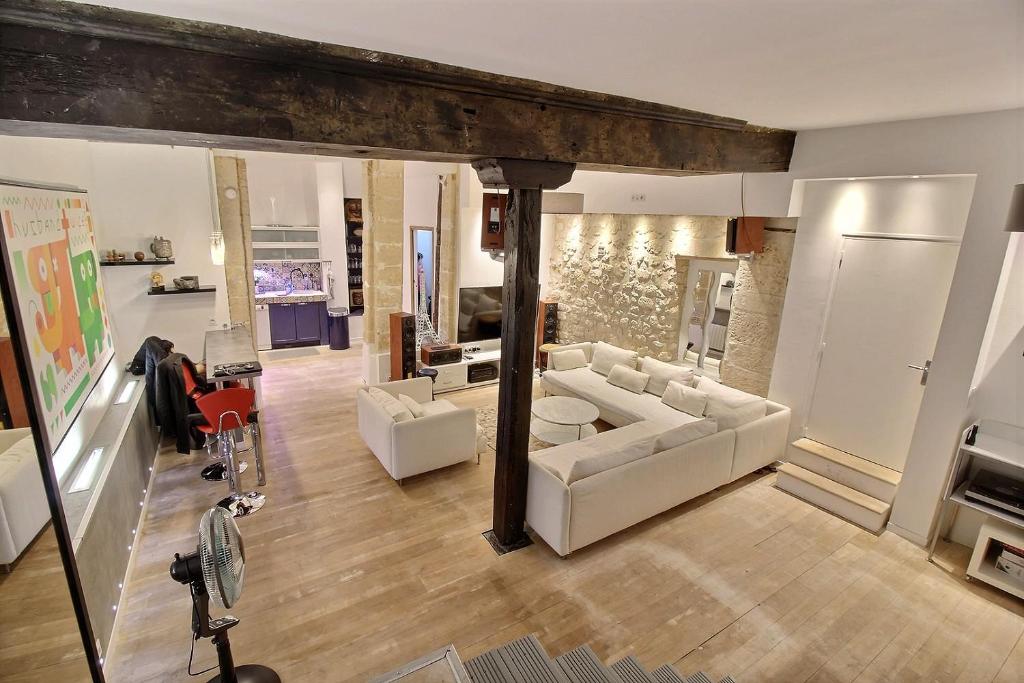 LUXURY LOFT CENTER OF PARIS 8 Rue des Lombards, 75004 Paris