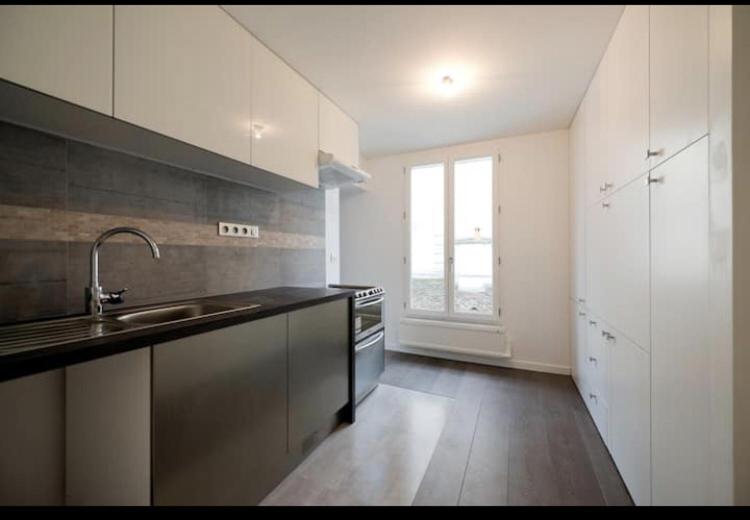 Appartement Luxury New Modern apptmt in center Of Paris (refait à neuf) 52 Rue Mouffetard 75005 Paris