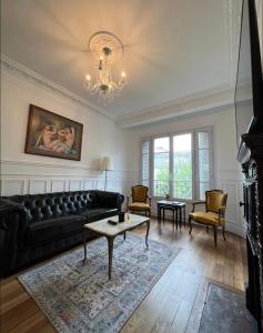 Luxury parisian apartment