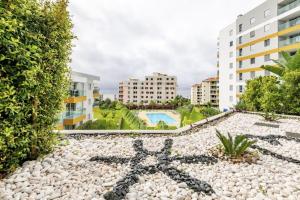 Appartement Luxury poolside view apartment R Escola Hoteleira, 12, K, Alamenda Formosa III - Block B 9000-246 Funchal Madère