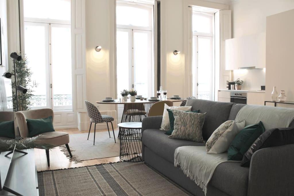 Luxury Porto Unique 233 Rua de Alexandre Herculano, 4000-054 Porto