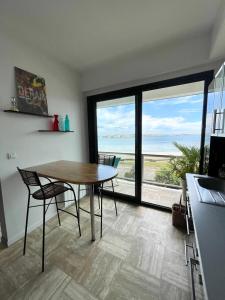 LUXURY! T3 standing 2 Vue mer exceptionnelle 180