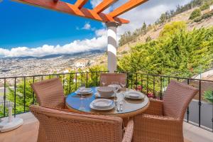 Luxury two bedroom Palheiro Village by HR Madeira