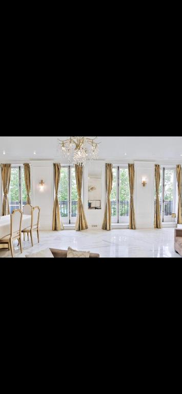 Appartement Luxuryapartmentparis 25 Boulevard des Italiens 75002 Paris