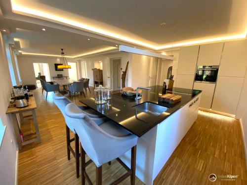 Luxus Chalet Suite 245m² mit privater Infrarotkabine im Chiemsee Alpenland