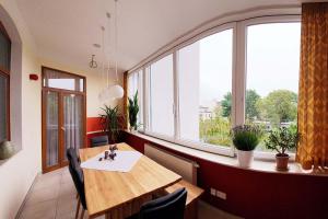 Luxus Ferienwohnung mit hochwertiger Ausstattung Wintergarten