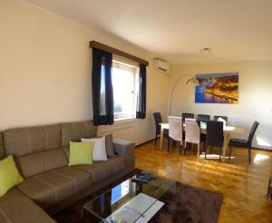 Appartement LV Premier Apartments Clerigos- RE1 Rua da Restauracao 477, 6th floor 4050-000 Porto Région Nord