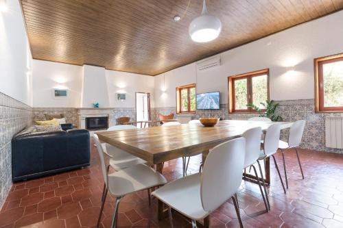 LV Premier GA2 - Terrace, AC, Views, BBQ, Pool