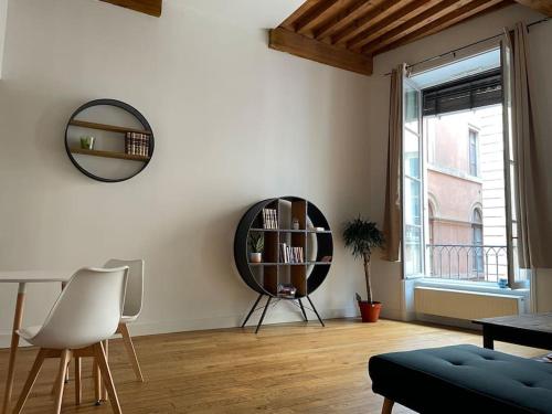 Lyon 1 er appartement type canut
