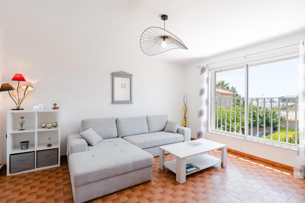 Appartement MA46b Lumineux T2 tout proche de la plage SAINT PIERRE LA MER Résidence Le Méditerrama App. 46b 11560 Saint Pierre La Mer