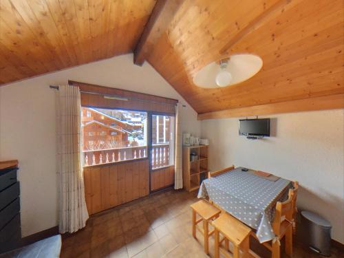 MA473 - Studio 4 Pers centre Carroz
