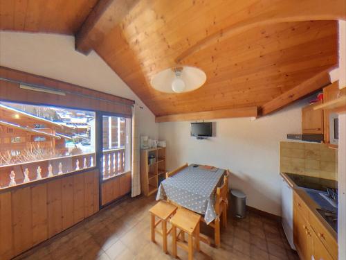 MA473 - Studio 4 Pers centre Carroz