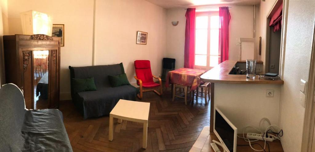 Macon - Studio 2 p - refurbished - Portable air conditioning - 34 m2 71000 Mâcon