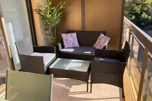 Magical sea view terrace and beaches close to the center Live IN Respiro
