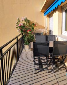 Magnificent 3 bedrooms Rooftop condo