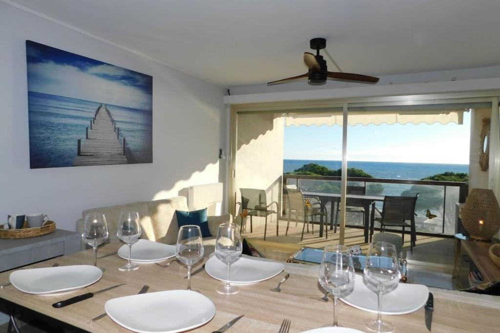 Appartement Magnificent 4-bedroom \ 14 Avenue Guy de Maupassant 06160 Antibes