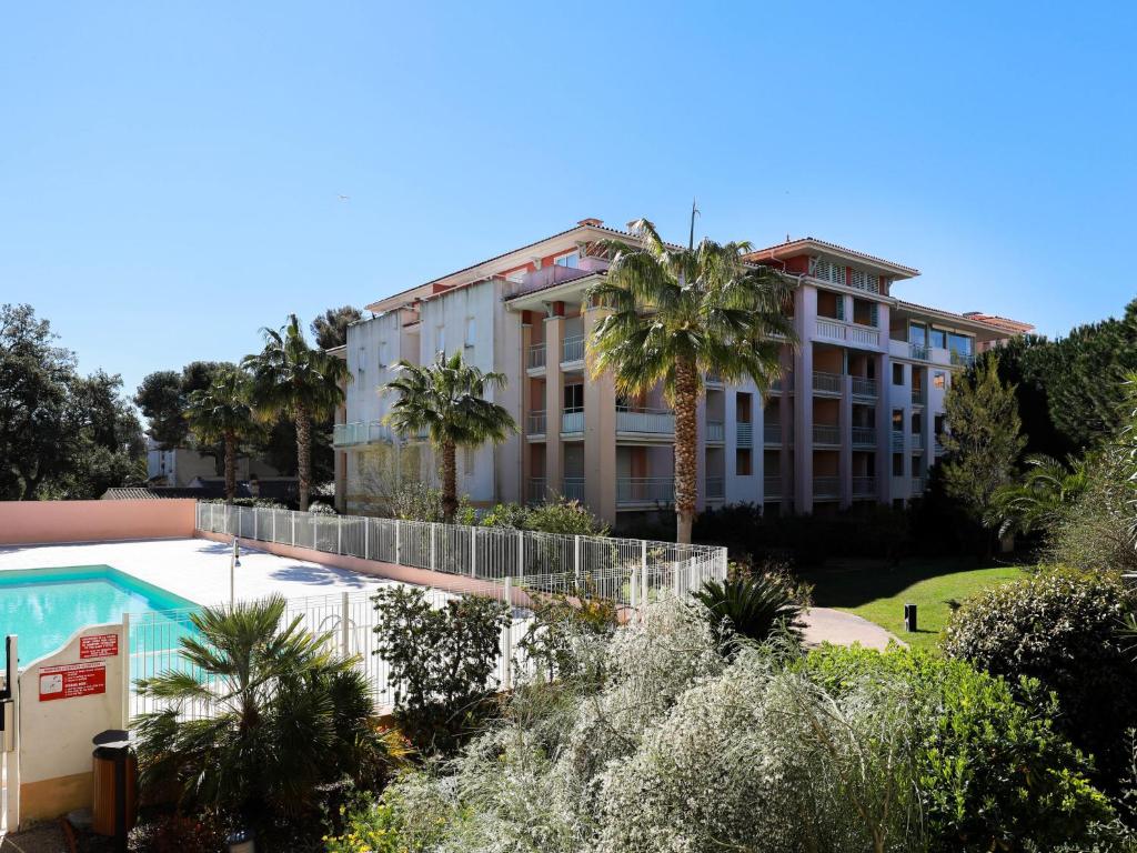 Magnificent apartment 3BDR-6pax Batignolles