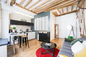Magnificent Cocoon In The Heart Of Paris