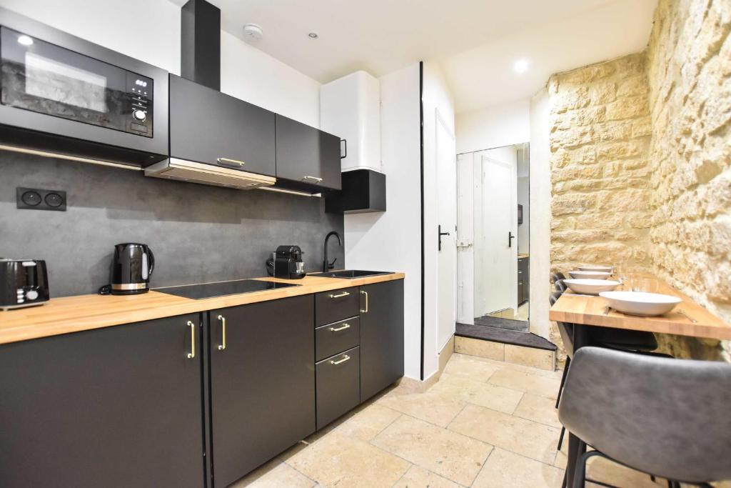 Magnificent duplex flat - 3p - Rue du commerce 66 Rue du commerce, 75015 Paris