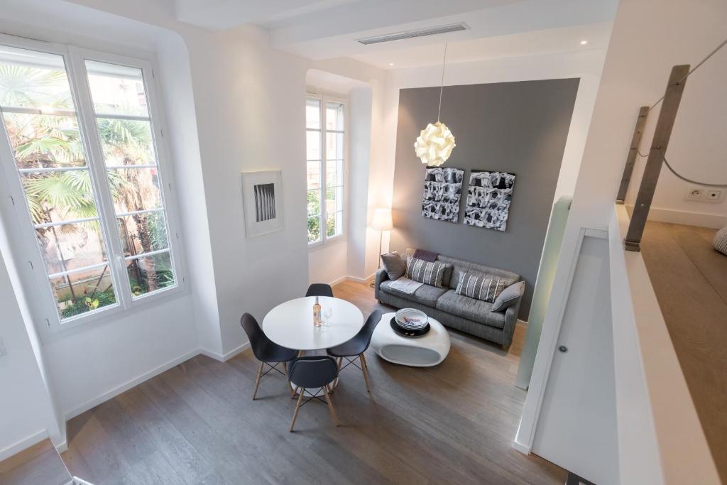 Magnificent Loft - very central 20 Rue de la Liberté, 06000 Nice