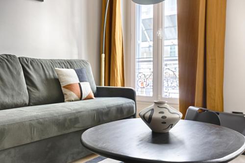 Magnificent Luxury Flat 2BR/6P - Champs-Elysées