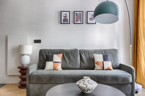 Magnificent Luxury Flat 2BR/6P - Champs-Elysées