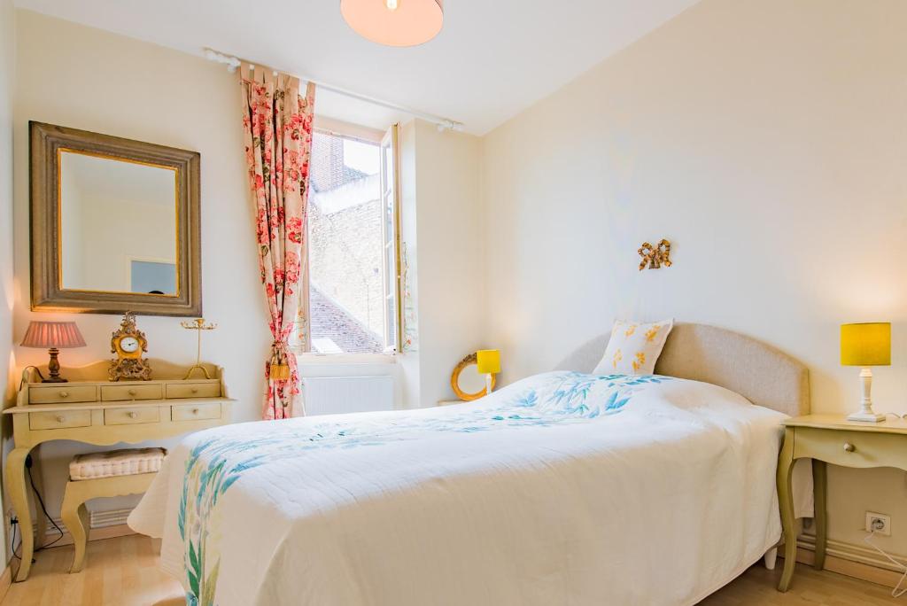 Magnificent refurbished loft In Paris next to Expo Porte de Versailles