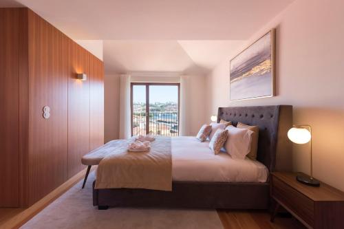 Magnificient 2BR Duplex w/ Gorgeous View by LovelyStay