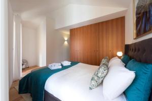 Magnificient 2BR Duplex w/ Gorgeous View by LovelyStay