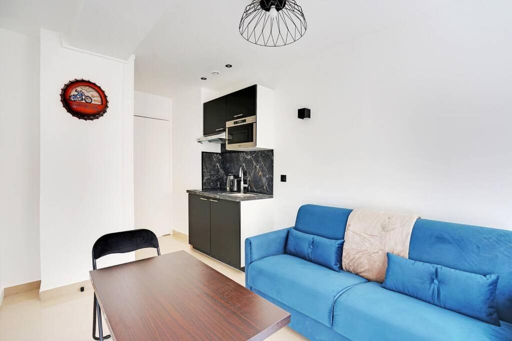 Appartement Magnifique 4 personnes Paris 18ème 5 Boulevard Barbès 75018 Paris