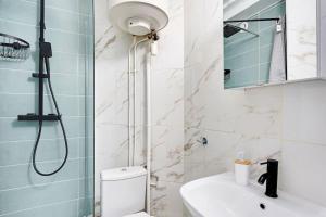 Appartement Magnifique 4 personnes Paris 18ème 5 Boulevard Barbès 75018 Paris Île-de-France